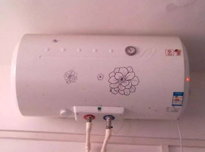 无锡美的热水器维修多少钱