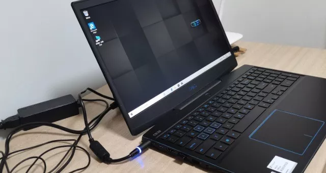 电脑组装显示器黑屏怎么办