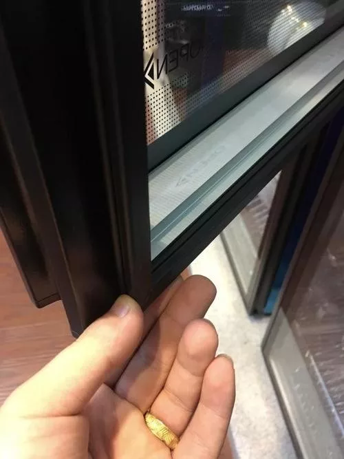 消毒柜密封条有水珠怎么办