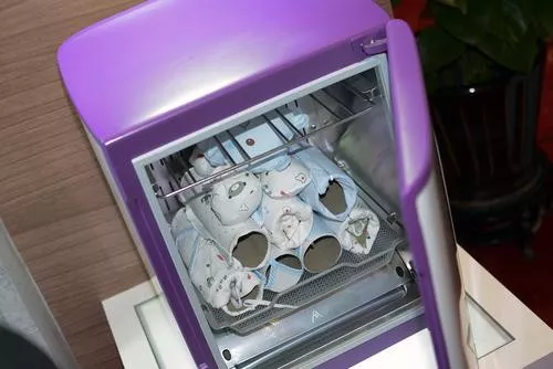 消毒柜按下去不启动怎么办