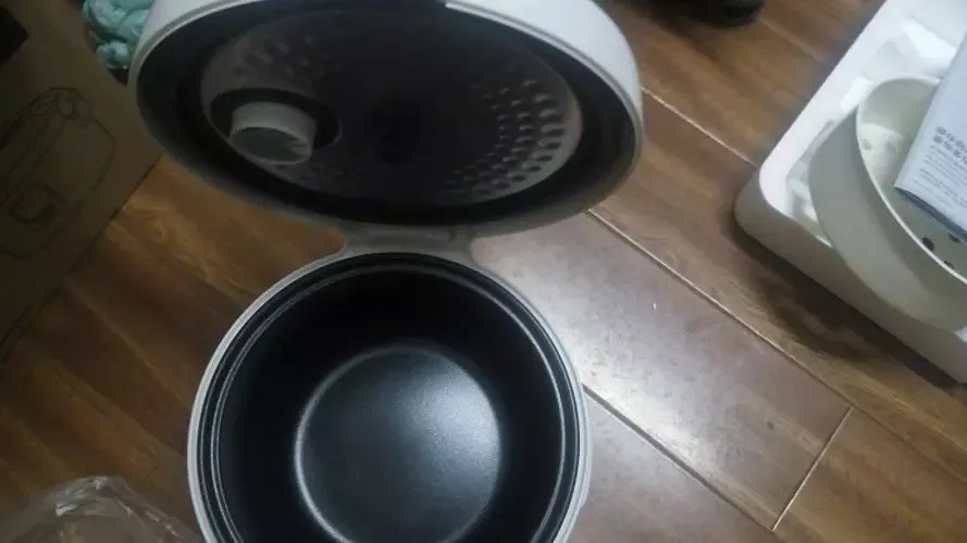电饭煲的锅盖碎了怎么办