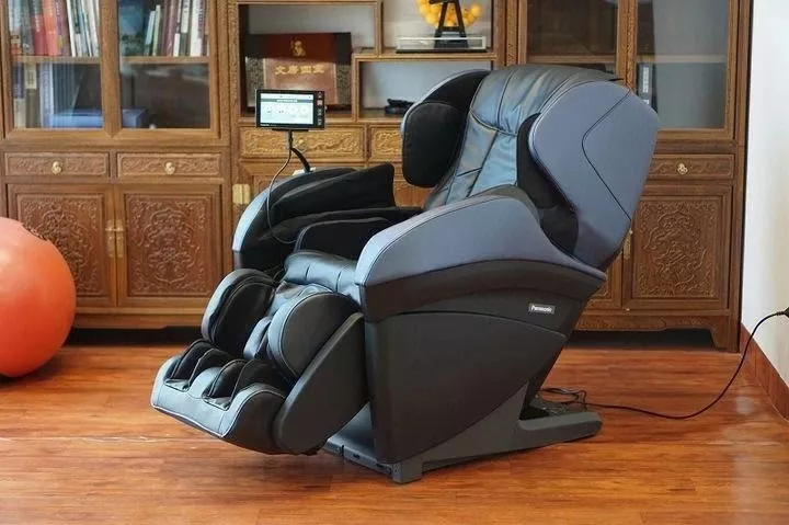 电脑组装显示器黑屏怎么办