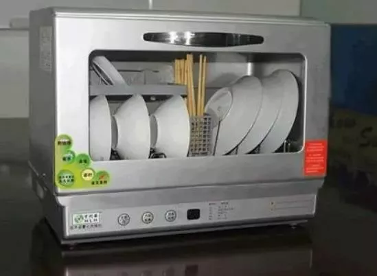 洗碗机出现故障码e4怎么解决