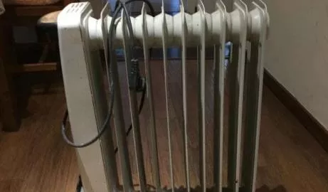 油汀加热时候响声很大怎么办