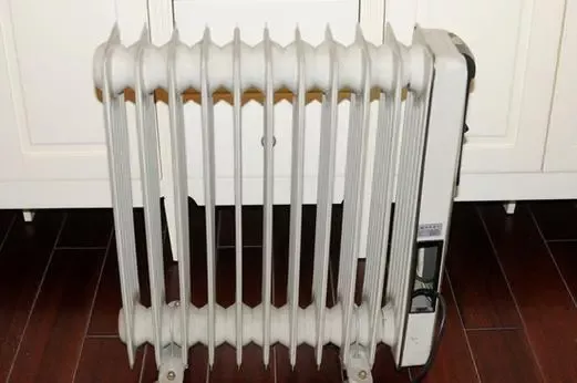 东芝油汀有味道怎么办